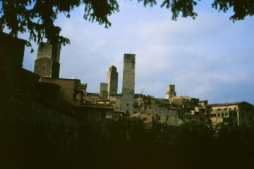 211_24.04.-Auf dem Weg nach S. Gimignano